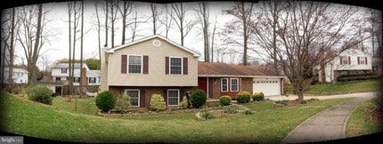 Building Photo - 3317 Pathway Ct