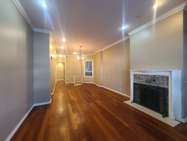 Foto del edificio - 2646 N Seminary Ave