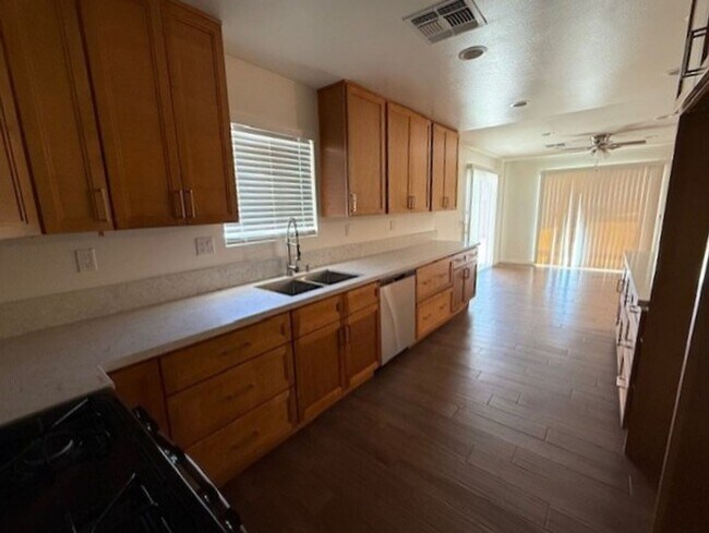 Foto del edificio - Completely rebuilt home in La Quinta Cove