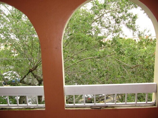 Foto del edificio - 7815 Camino Real