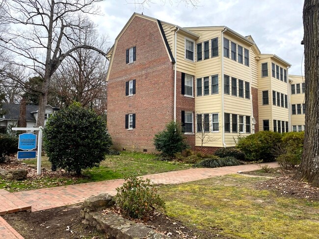 Graham Court Bldg A - 233 McCauley St