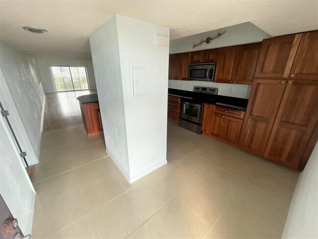 Foto del edificio - 3170 N Atlantic Ave