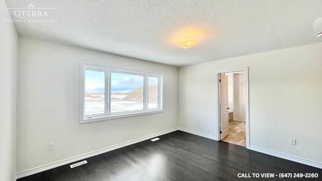 Building Photo - 148 Terry Fox Dr