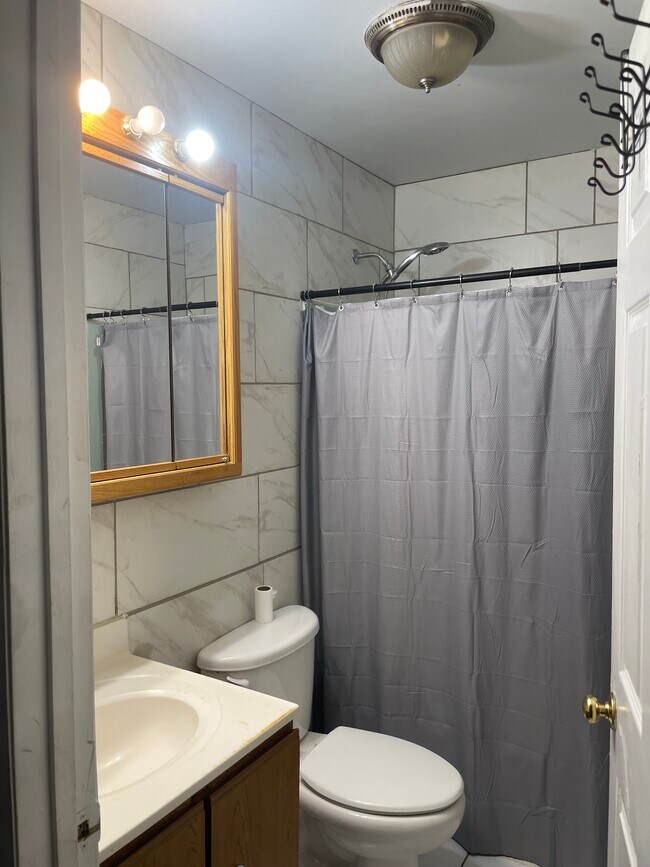 Foto del edificio - 211 Mallard Ln