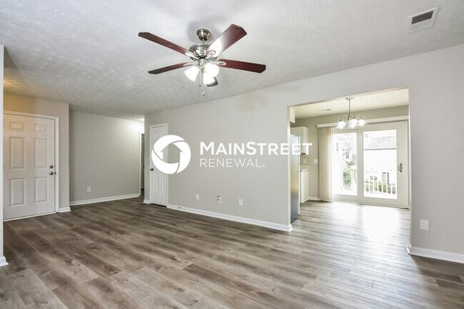 Building Photo - 3 Bedroom Pet-Friendly Home in Stone Mountain, GA with Main Street Renewal