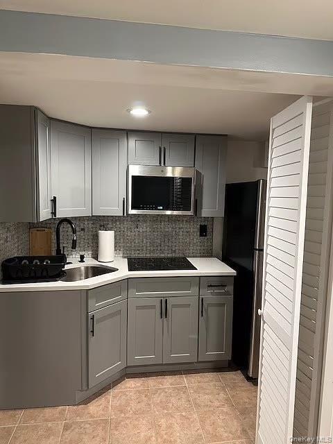 Building Photo - 887 Pine St