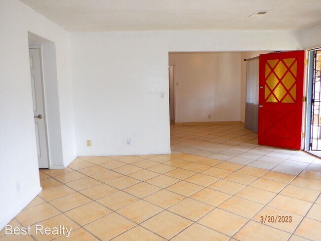 Building Photo - 3 br, 2 bath House - 513 Maple St Tehachap...