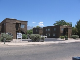 Building Photo - Dulce Vida Apartments