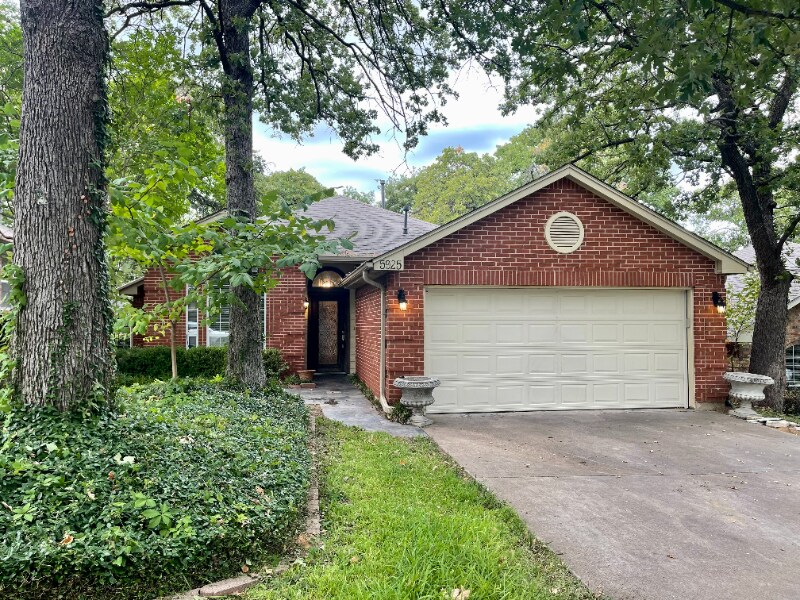 Photo - 5925 Sagebrush Trail (Arlington, TX)
