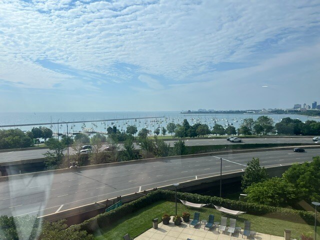Foto del edificio - 155 N Harbor Dr