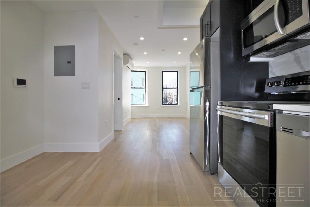 Primary Photo - NEW 1 BED in Bushwick!