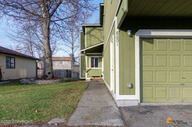 Building Photo - 8601 Shrub Ct