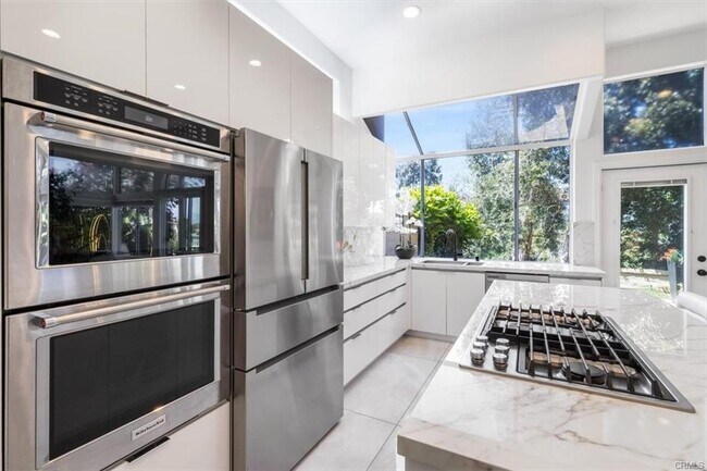 Foto del edificio - 22721 Las Brisas Cir