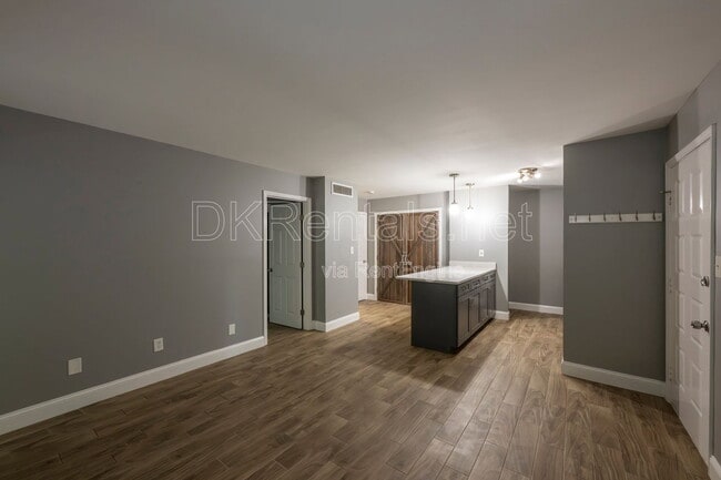 Photo - 1309 Summit N Dr NE Apartment