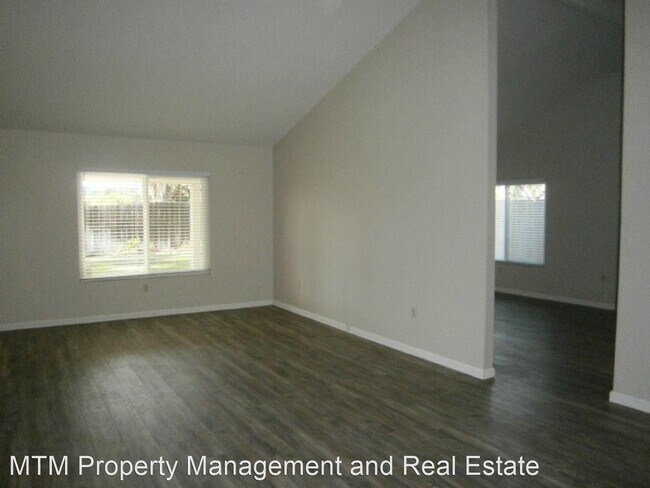 Building Photo - 3 br, 2 bath House - 9204 Lake Country Dr