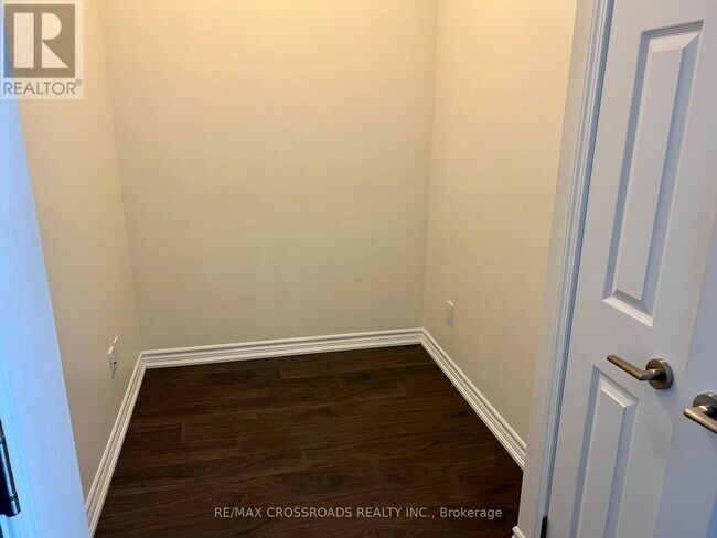 Photo du bâtiment - 11611 Yonge St