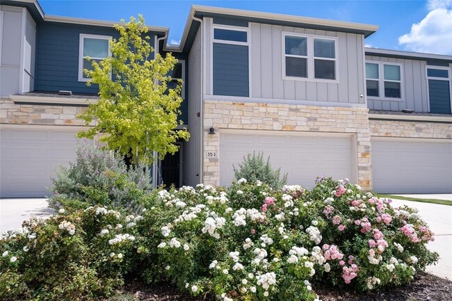 Building Photo - 225 Texas Agate Dr