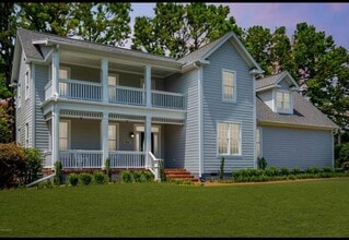 Building Photo - 7803 Beachcomber Ct