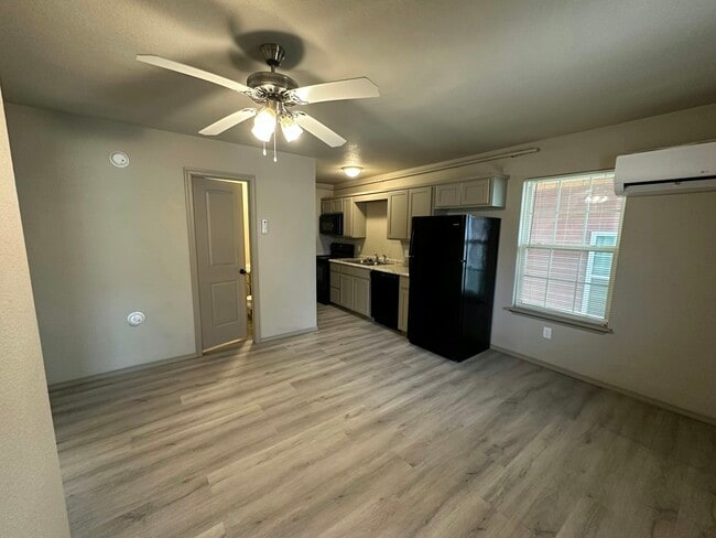 Foto del edificio - 112 S 25th St