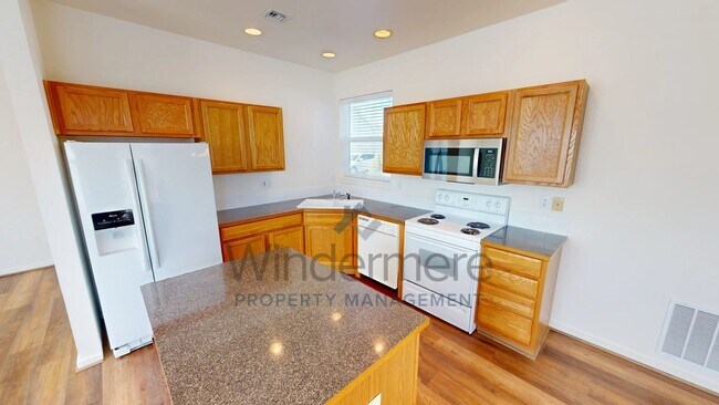 Foto del edificio - 881 SE Larkspur Place, College Place **New...