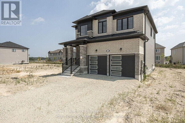 Building Photo - 12 LEGACY Cir