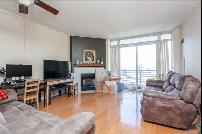 Foto del edificio - 1515 S Prairie Ave