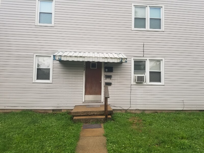 Foto principal - 724 Summit Ave