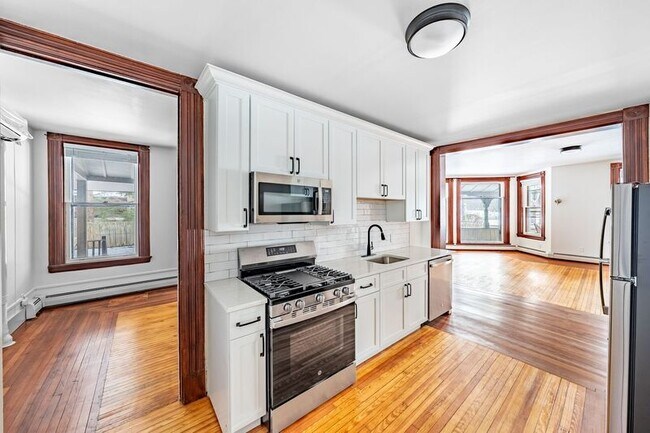 Foto del edificio - 245 Clinton St