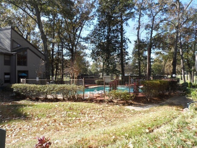 Foto del edificio - 12900 Walden Rd