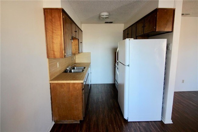 Foto del edificio - 511 W Oak St