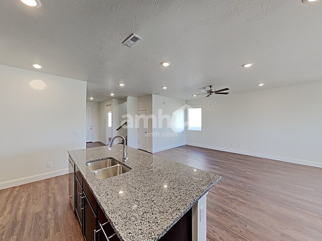 Building Photo - 2701 W 3400 S