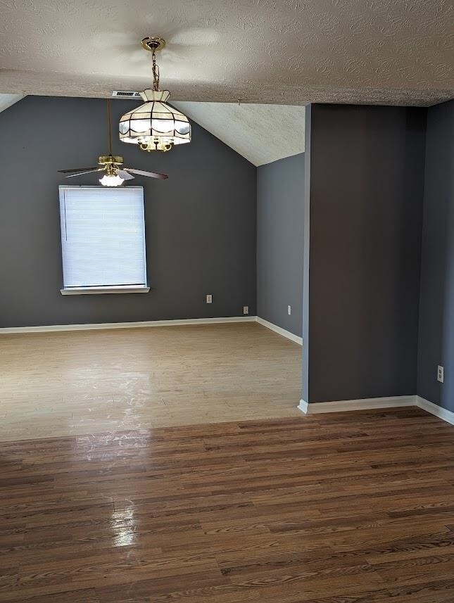 Building Photo - 5927 Farmbrook Ln