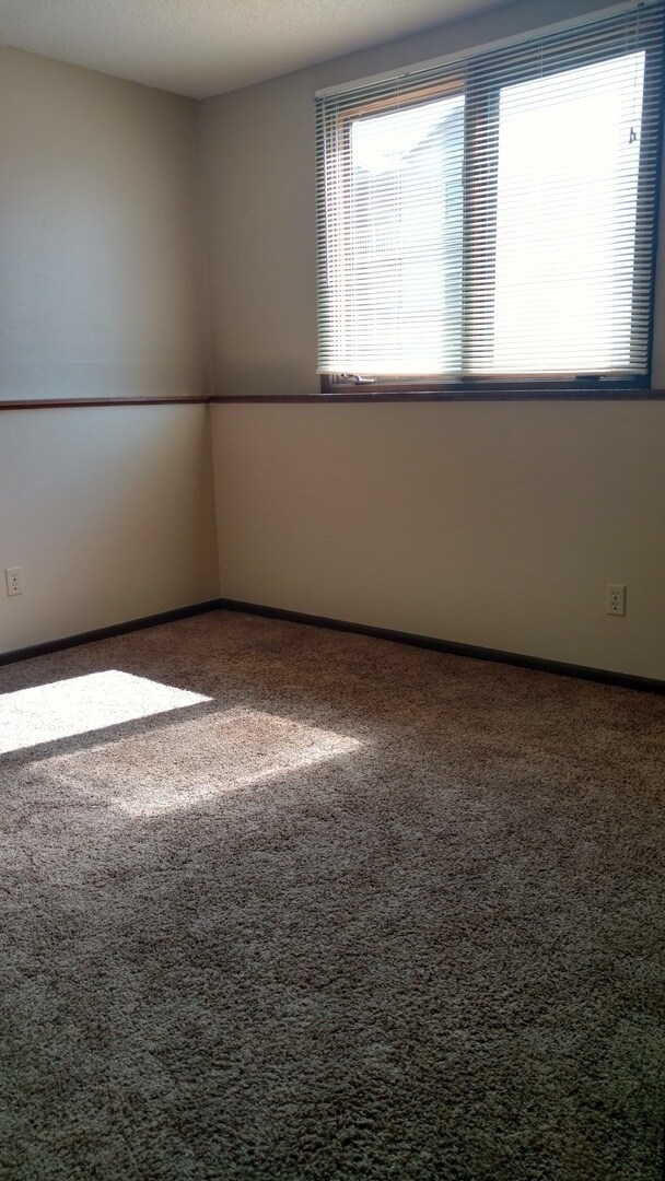Foto del edificio - 3623 Ravenwood Cir