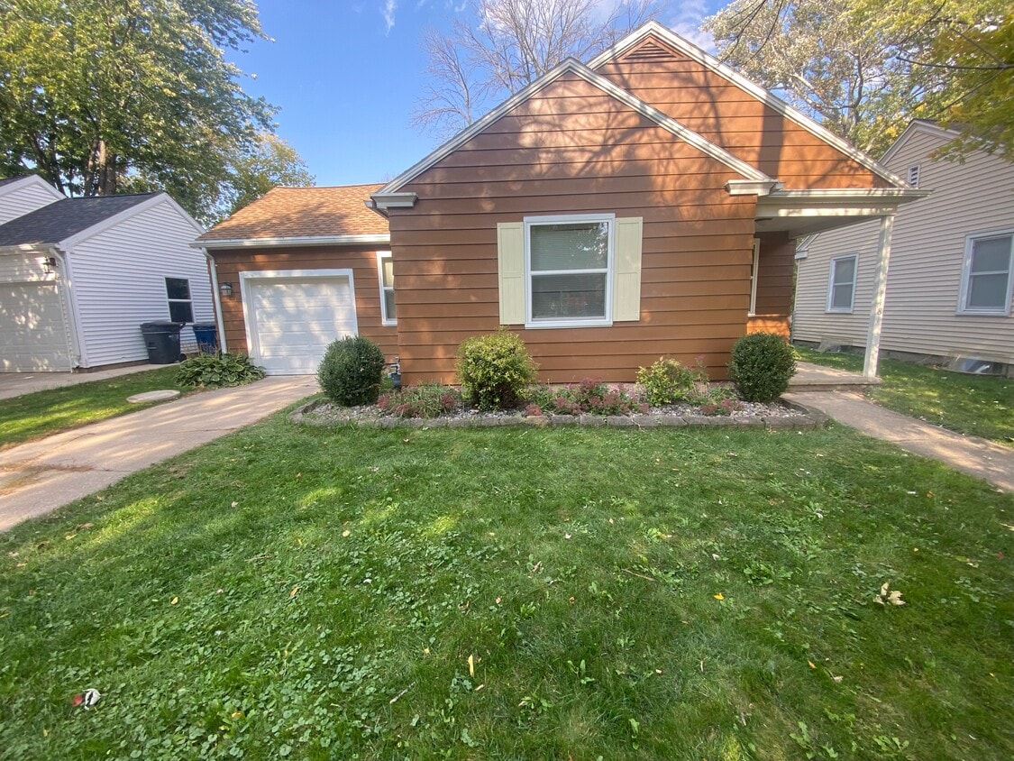 Foto principal - 1481 Boyd St