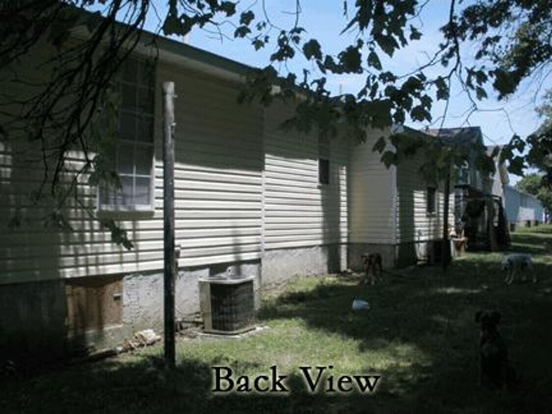 Foto del edificio - 132 Dogwood Pointe Dr