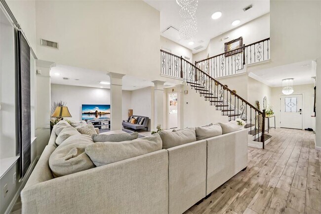 Foto del edificio - 7107 Cornflower Ln