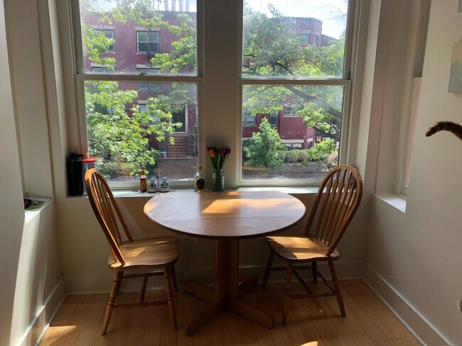 Dining alcove - 1624 15th St NW