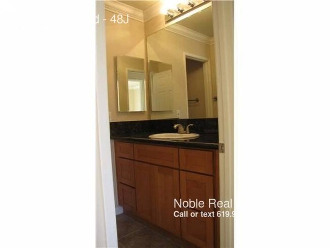 Foto del edificio - 514 Jamacha Rd