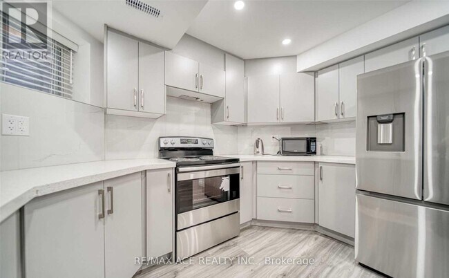 Photo du bâtiment - 5 Baybrook Rd