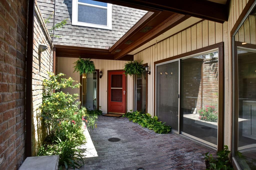 Foto principal - 3418 Bradford St