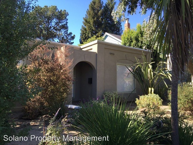 Building Photo - 3 br, 2 bath House - 111 Milita Street