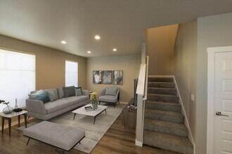 Building Photo - 200 Canyon Pkwy