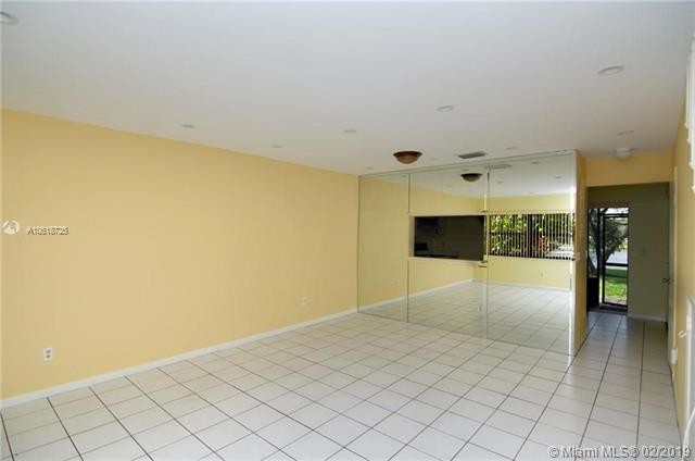 Foto del edificio - 10608 NW 6th St
