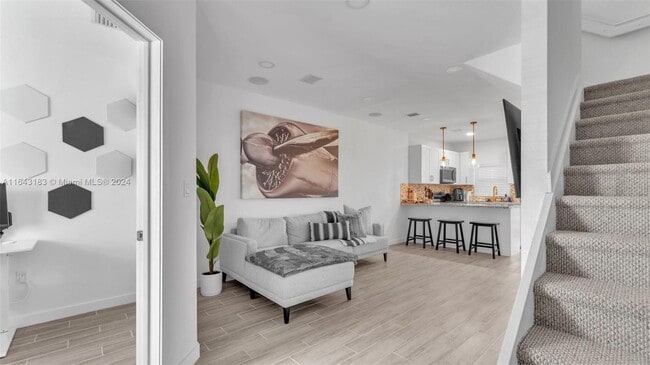 Building Photo - 2993 W 80th St