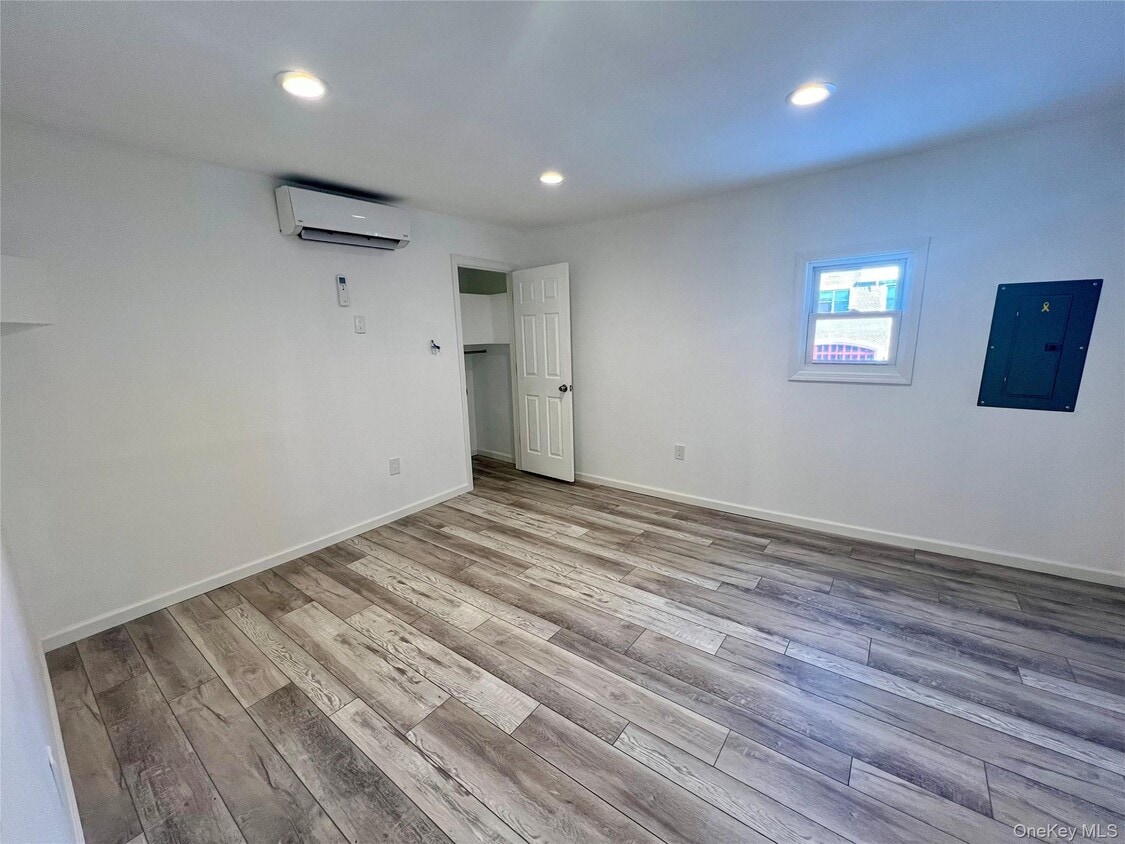 Foto del edificio - 356 Main St