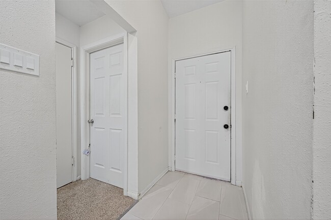 Foto del edificio - 2606 Owens Cross Dr