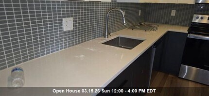 Building Photo - 160 Lafayette St