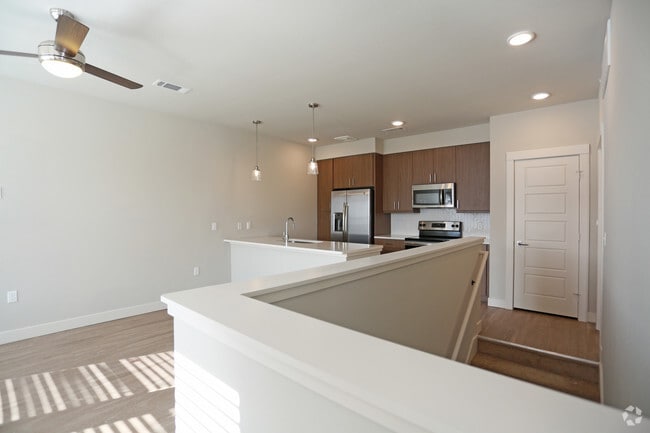 Interior Photo - Gateway Arvada Ridge