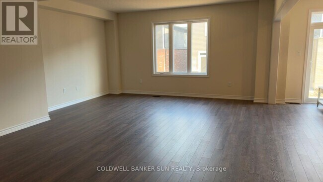 Photo du bâtiment - 133 Sanders Rd