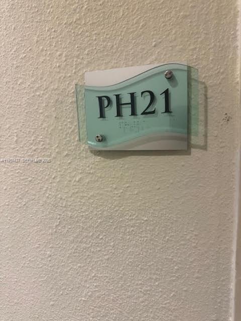 Foto del edificio - 19370 Collins Ave